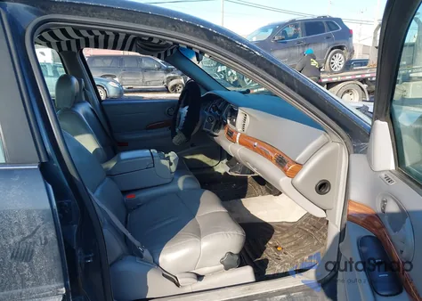 2000 Buick Lesabre Custom z USA, uszkodzony, nr VIN 1G4HP54K9Y4202892